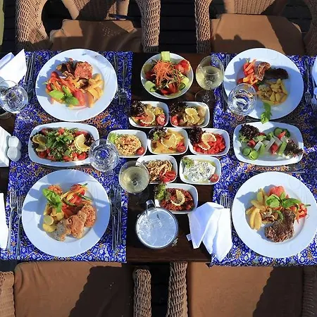 Labranda Mares * 马尔马里斯