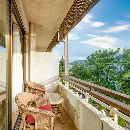 Labranda Mares * 马尔马里斯