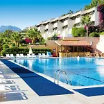Hotel Labranda Mares *