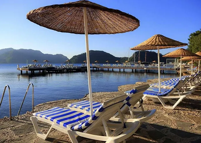 Отель Labranda Mares