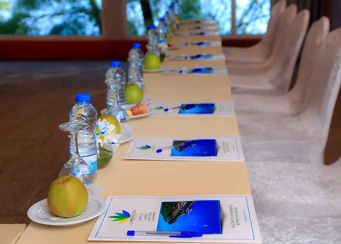 Отель Labranda Mares *